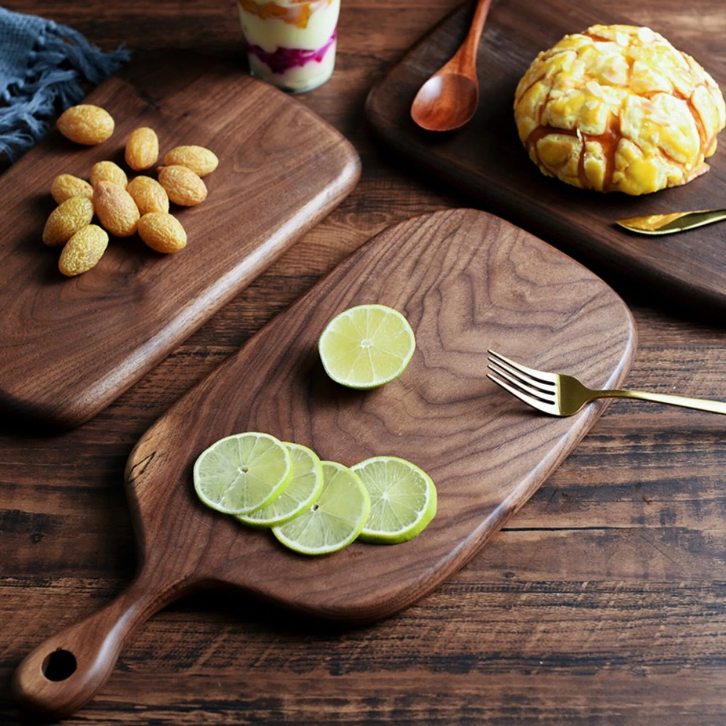 Wooden Cutting Board with Handle - TensorNailArt
