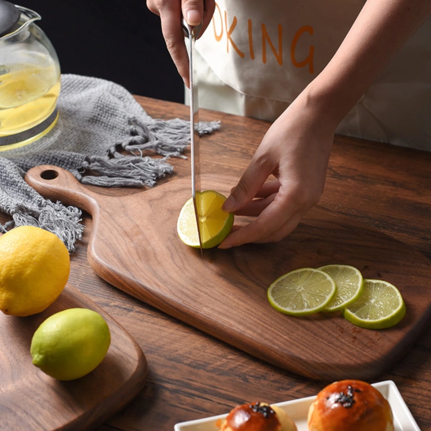 Wooden Cutting Board with Handle - TensorNailArt