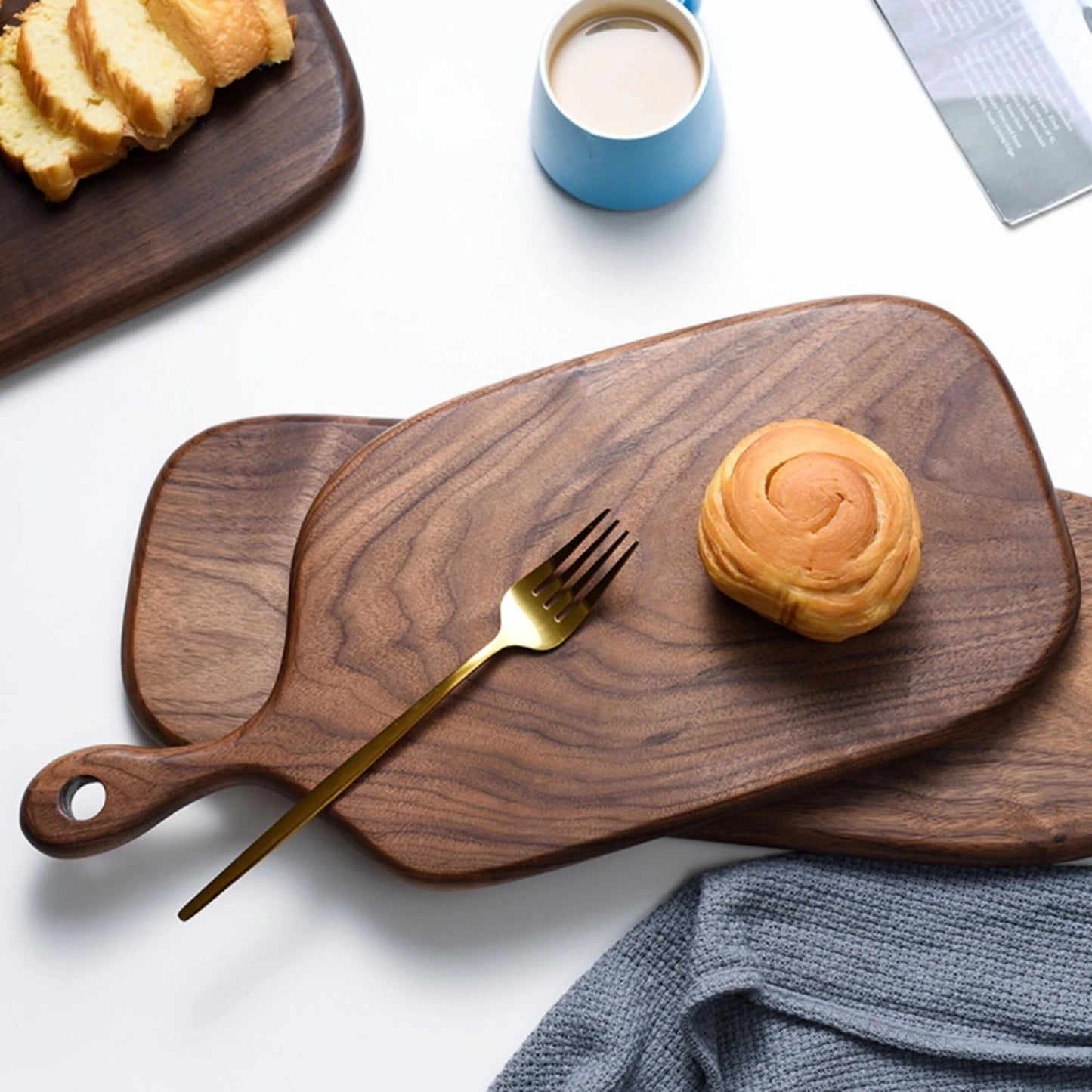 Wooden Cutting Board with Handle - TensorNailArt